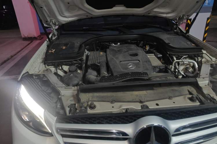 Used Mercedes-Benz GLC 2019 GLC 300 L 4MATIC Dynamic Model Engine Bay Right