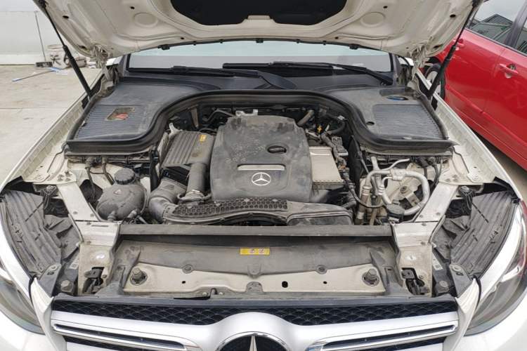 Used Mercedes-Benz GLC 2019 Facelift GLC 260 L 4MATIC Luxury Model Engine Bay