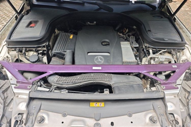 Used Mercedes-Benz GLC 2019 GLC 300 L 4MATIC Dynamic Model Engine Bay