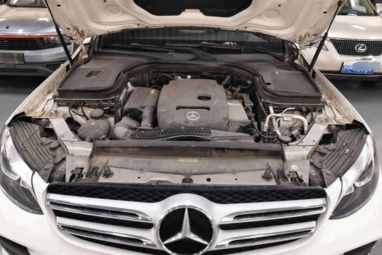 Used Mercedes-Benz GLC 2019 GLC 260 L 4MATIC Luxury Model Engine Bay