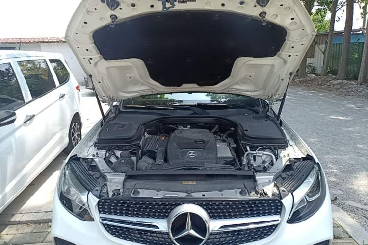 Used Mercedes-Benz GLC 2019 Facelift GLC 260 L 4MATIC Luxury Model Engine Bay