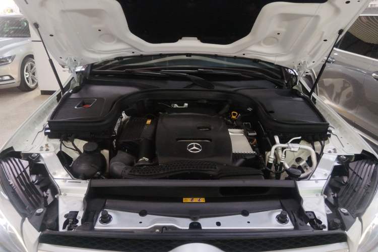 Used Mercedes-Benz GLC 2019 Facelift GLC 260 L 4MATIC Luxury Model Engine Bay