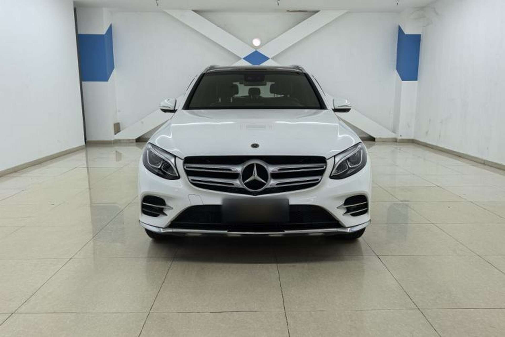 Used Mercedes-Benz GLC 2019 Facelift GLC 260 L 4MATIC Luxury Model Exterior 1