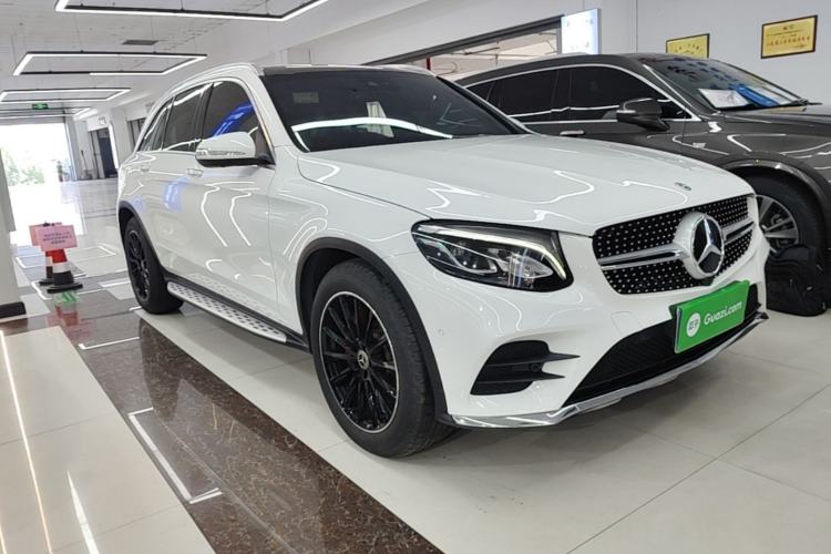 Used Mercedes-Benz GLC 2019 GLC 260 L 4MATIC Luxury Model Exterior 1