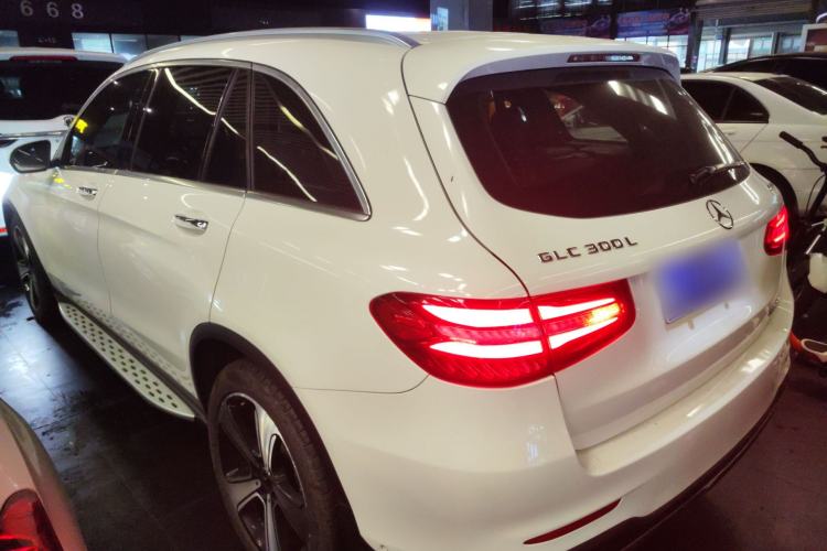 Used Mercedes-Benz GLC 2019 GLC 300 L 4MATIC Dynamic Model Exterior 2