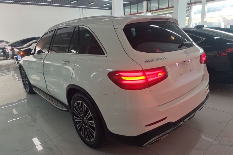 Used Mercedes-Benz GLC 2019 GLC 260 L 4MATIC Dynamic Model Exterior 2