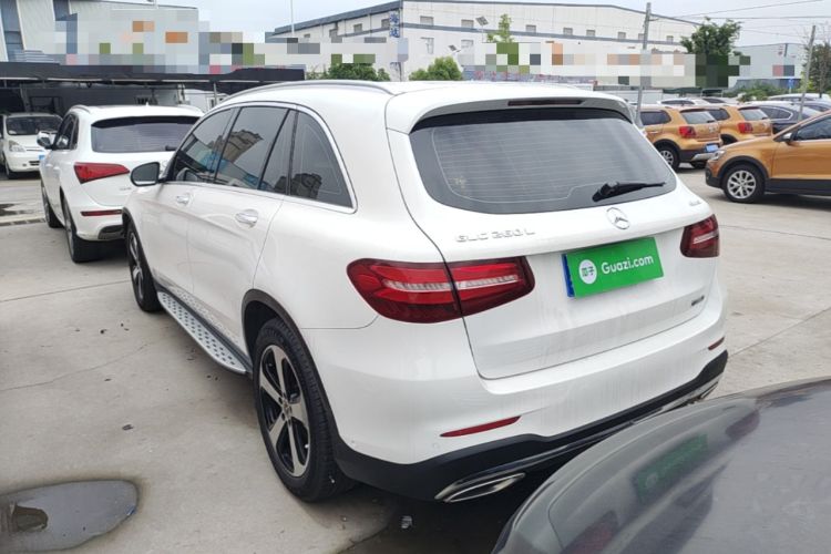 Used Mercedes-Benz GLC 2019 Facelift GLC 260 L 4MATIC Luxury Model Exterior 2