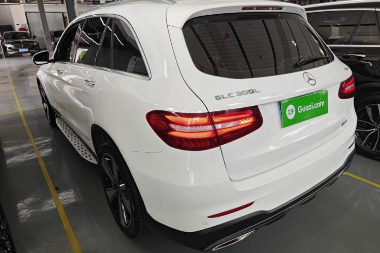 Used Mercedes-Benz GLC 2019 GLC 300 L 4MATIC Dynamic Model Exterior 2