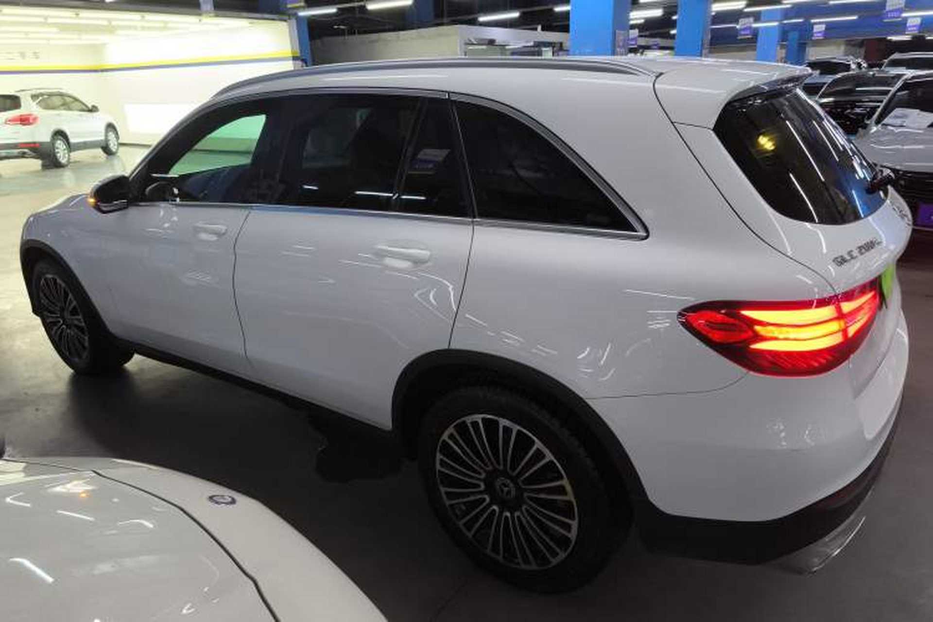 Used Mercedes-Benz GLC 2019 GLC 200 L 4MATIC Exterior 3