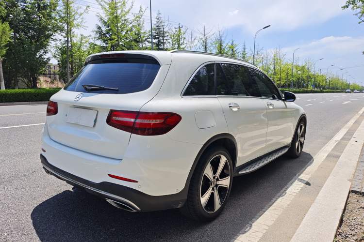 Used Mercedes-Benz GLC 2019 GLC 300 L 4MATIC Dynamic Model Exterior 3