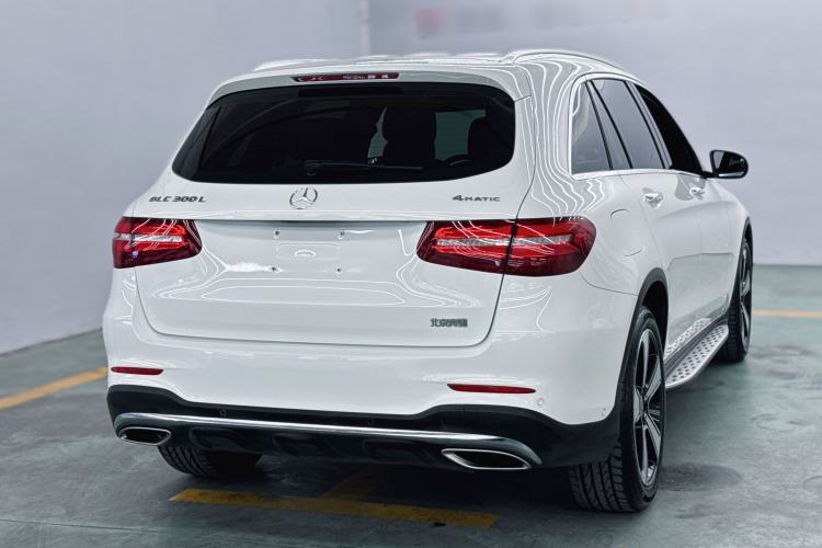 Used Mercedes-Benz GLC 2019 GLC 300 L 4MATIC Dynamic Model Exterior 3