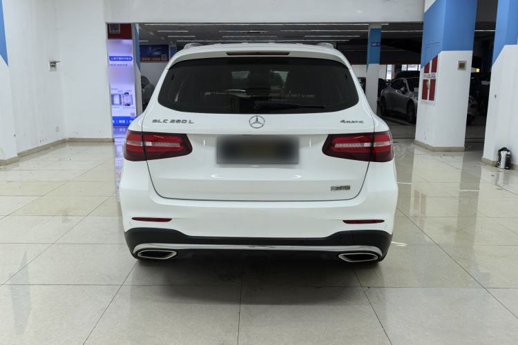 Used Mercedes-Benz GLC 2019 Facelift GLC 260 L 4MATIC Luxury Model Exterior 4