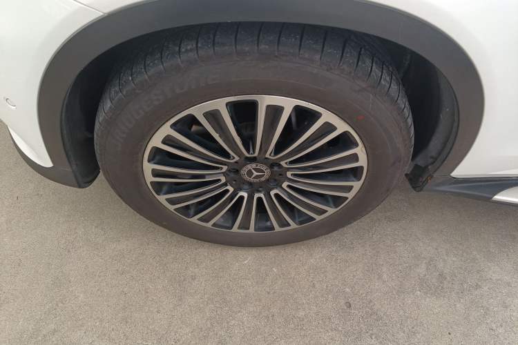 Used Mercedes-Benz GLC 2019 GLC 200 L 4MATIC Exterior 4