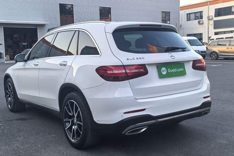 Used Mercedes-Benz GLC 2019 GLC 260 L 4MATIC Dynamic Model Exterior 4