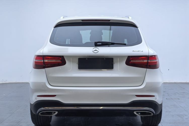 Used Mercedes-Benz GLC 2019 Facelift GLC 260 L 4MATIC Luxury Model Exterior 4