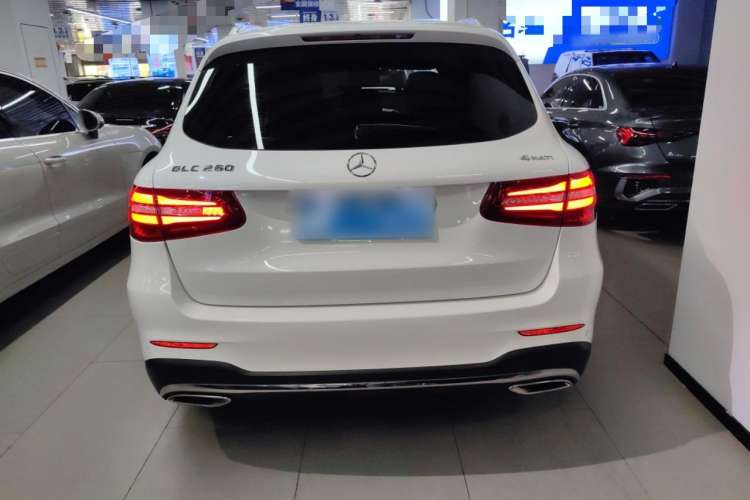 Used Mercedes-Benz GLC 2019 Facelift GLC 260 L 4MATIC Luxury Model Exterior 4