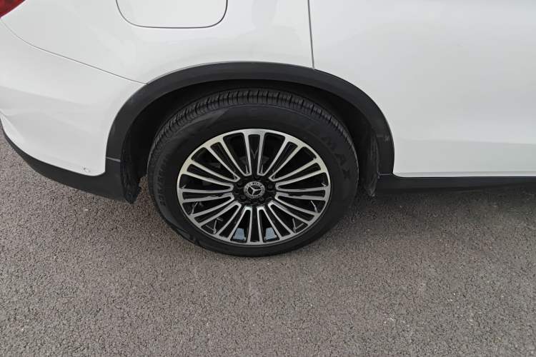 Used Mercedes-Benz GLC 2019 GLC 260 L 4MATIC Dynamic Model Exterior 5
