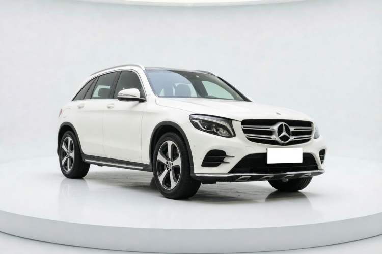 Used Mercedes-Benz GLC 2019 Facelift GLC 260 L 4MATIC Luxury Model Exterior 5