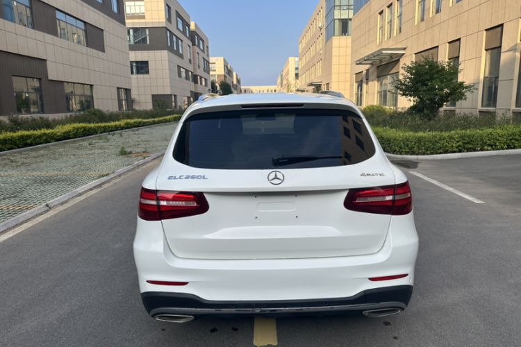 Used Mercedes-Benz GLC 2019 Facelift GLC 260 L 4MATIC Luxury Model Exterior 5