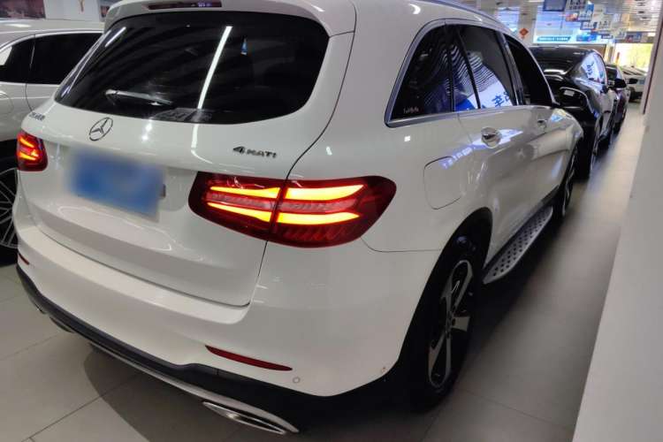 Used Mercedes-Benz GLC 2019 Facelift GLC 260 L 4MATIC Luxury Model Exterior 5