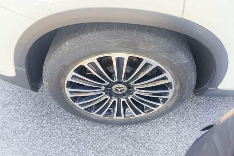 Used Mercedes-Benz GLC 2019 GLC 260 L 4MATIC Dynamic Model Exterior 5