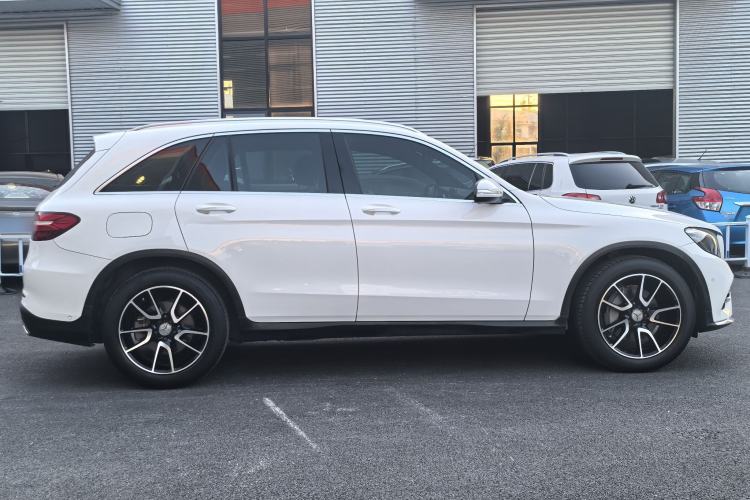 Used Mercedes-Benz GLC 2019 GLC 260 L 4MATIC Dynamic Model Exterior 7