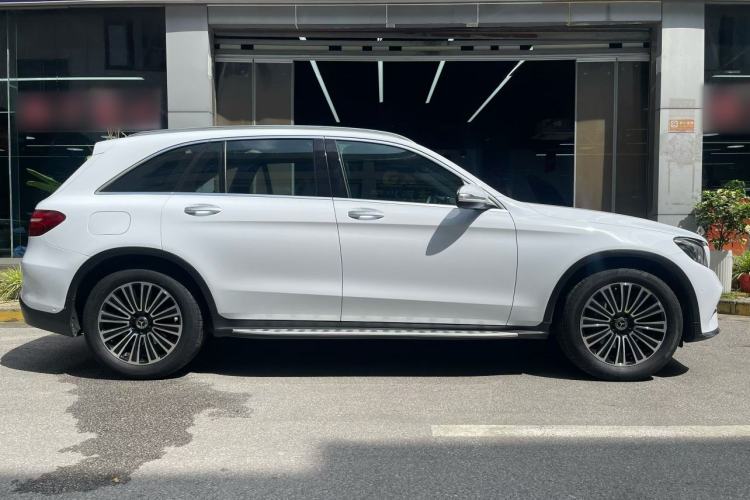 Used Mercedes-Benz GLC 2019 GLC 260 L 4MATIC Dynamic Model Exterior 9