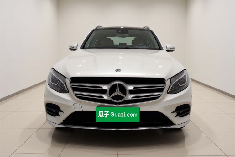 Used Mercedes-Benz GLC 2019 GLC 260 4MATIC Luxury Model Front
