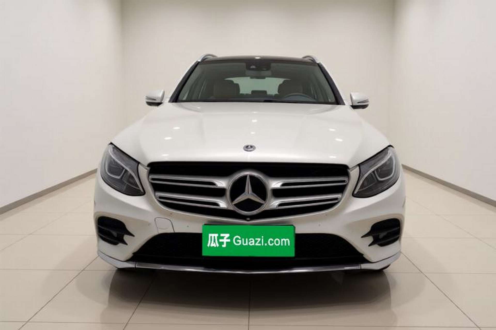 Used Mercedes-Benz GLC 2019 GLC 260 4MATIC Luxury Model Front