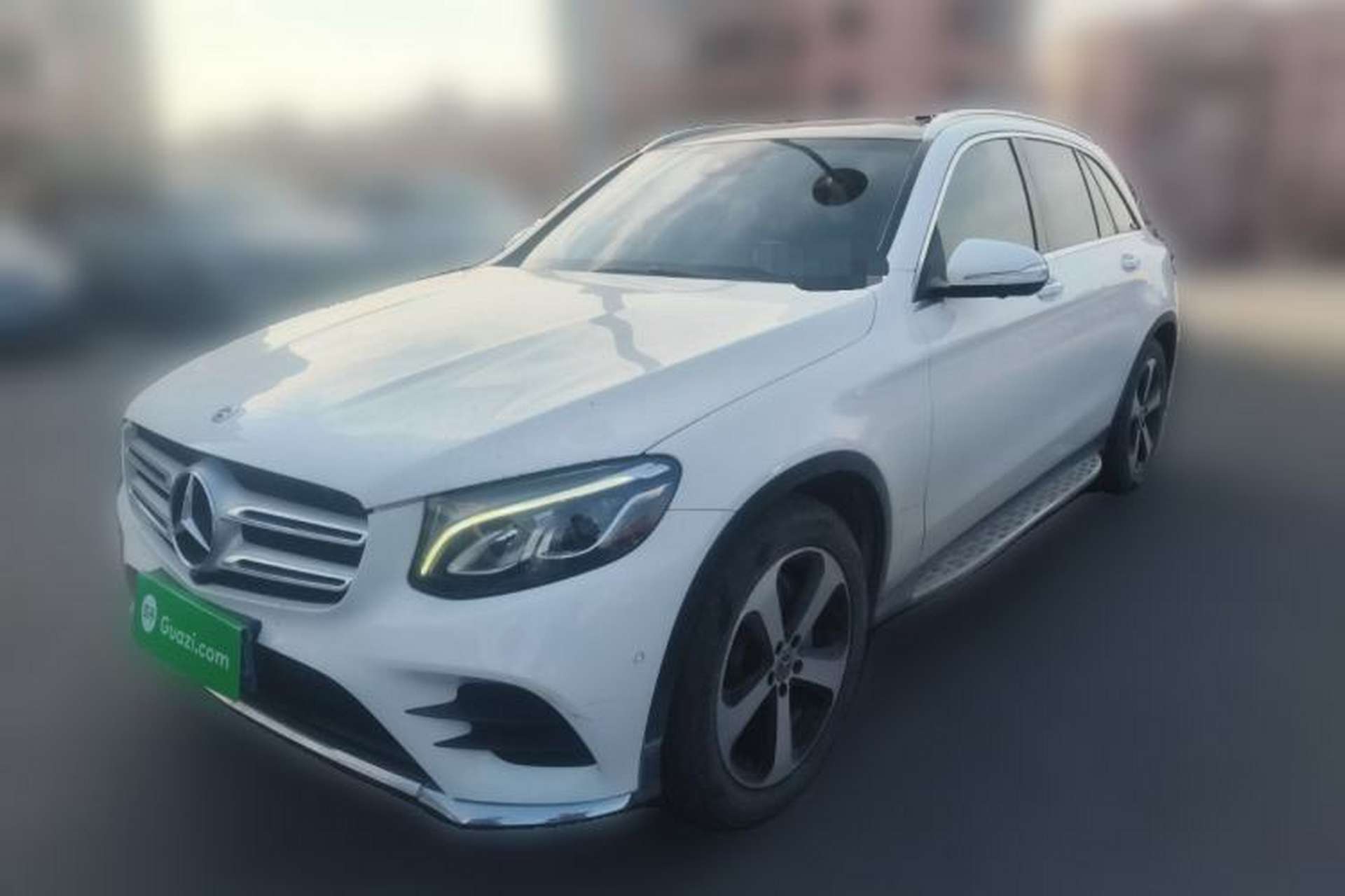 Used Mercedes-Benz GLC 2019 Facelift GLC 260 L 4MATIC Luxury Model Front Left 45 Deg