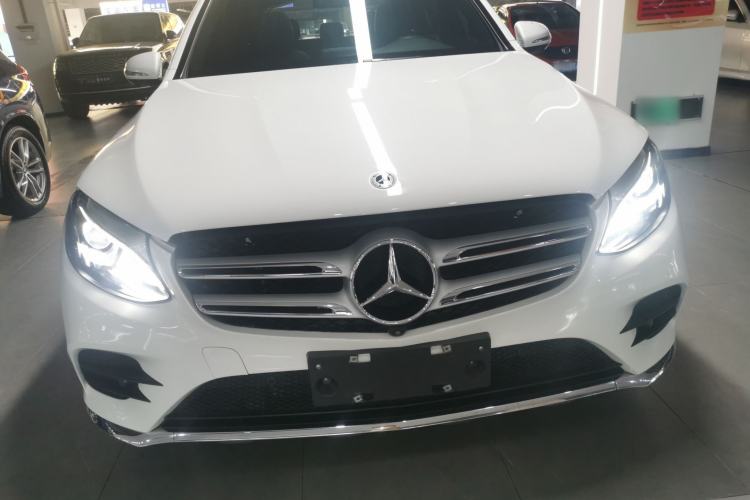 Used Mercedes-Benz GLC 2019 GLC 260 4MATIC Luxury Model Front
