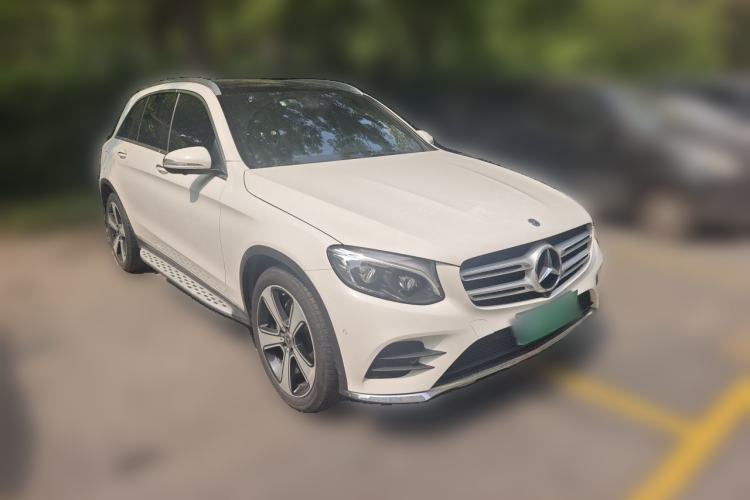 Used Mercedes-Benz GLC 2019 GLC 300 L 4MATIC Dynamic Model Front Right 45 Deg