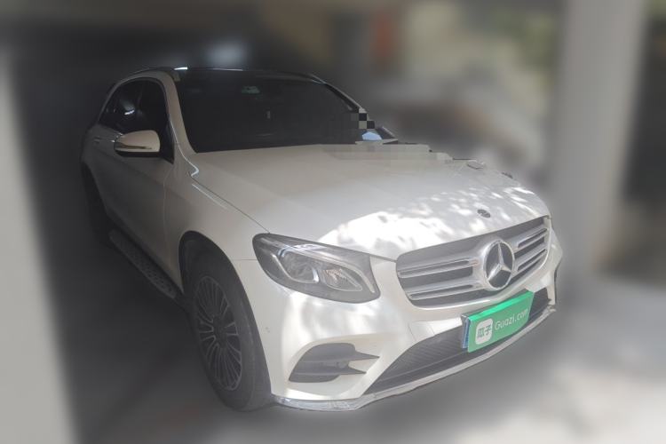 Used Mercedes-Benz GLC 2019 GLC 260 L 4MATIC Dynamic Model Front Right 45 Deg