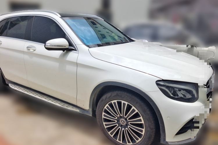 Used Mercedes-Benz GLC 2019 GLC 260 L 4MATIC Dynamic Model Front Right 45 Deg