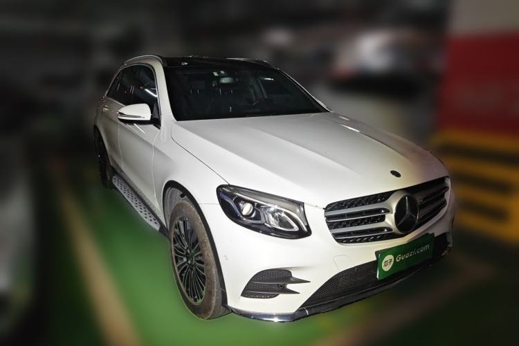 Used Mercedes-Benz GLC 2019 GLC 260 L 4MATIC Dynamic Model Front Right 45 Deg
