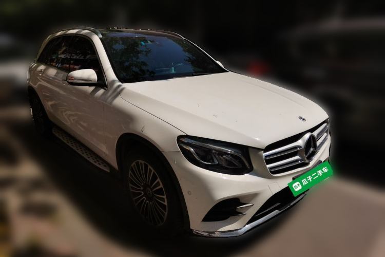 Used Mercedes-Benz GLC 2019 GLC 260 L 4MATIC Dynamic Model Front Right 45 Deg