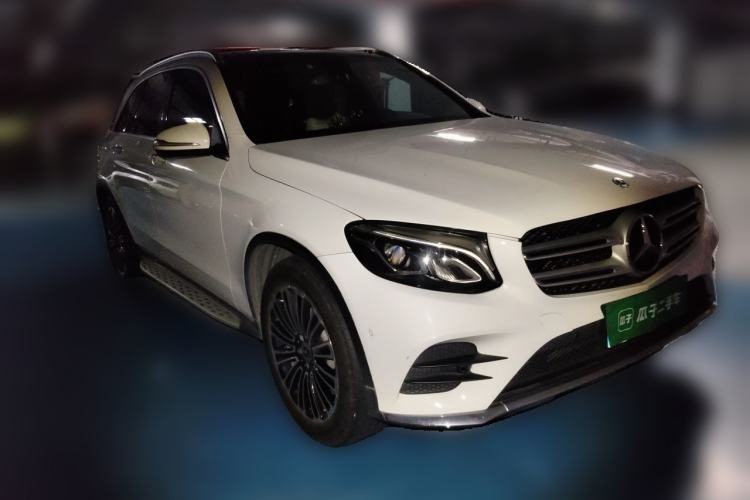 Used Mercedes-Benz GLC 2019 GLC 260 L 4MATIC Dynamic Model Front Right 45 Deg
