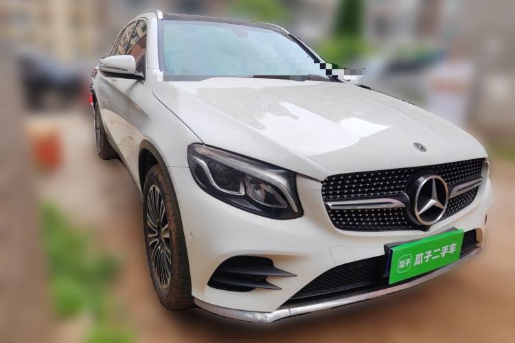 Used Mercedes-Benz GLC 2019 GLC 260 L 4MATIC Dynamic Model Front Right 45 Deg