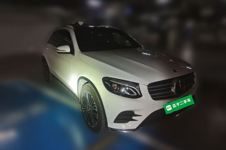 Used Mercedes-Benz GLC 2019 GLC 260 L 4MATIC Dynamic Model Front Right 45 Deg