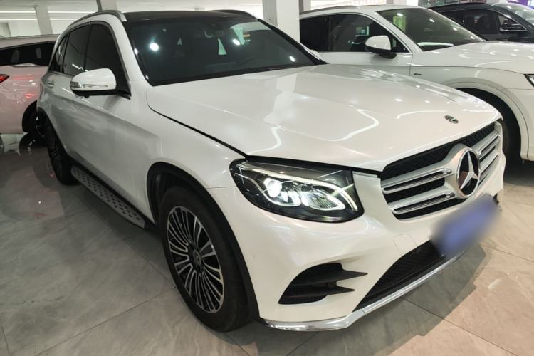 Used Mercedes-Benz GLC 2019 GLC 260 L 4MATIC Dynamic Model Front Right 45 Deg