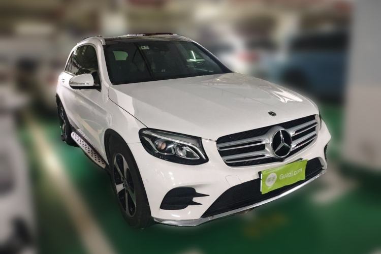 Used Mercedes-Benz GLC 2019 GLC 260 L 4MATIC Luxury Model Front Right 45 Deg
