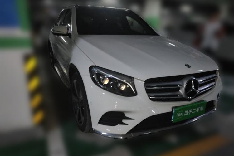 Used Mercedes-Benz GLC 2019 GLC 300 L 4MATIC Dynamic Model Front Right 45 Deg