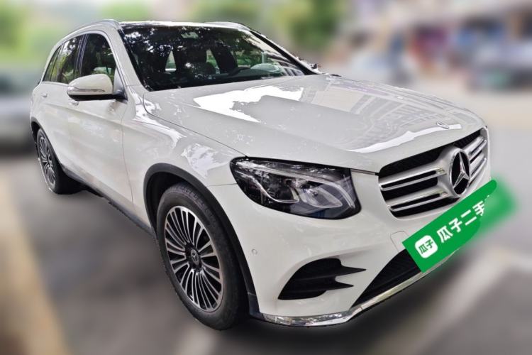 Used Mercedes-Benz GLC 2019 GLC 260 L 4MATIC Dynamic Model Front Right 45 Deg