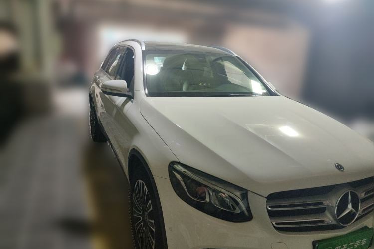 Used Mercedes-Benz GLC 2019 GLC 260 L 4MATIC Dynamic Model Front Right 45 Deg