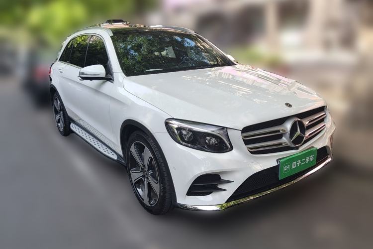 Used Mercedes-Benz GLC 2019 GLC 300 L 4MATIC Dynamic Model Front Right 45 Deg