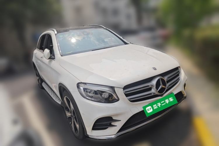 Used Mercedes-Benz GLC 2019 GLC 300 L 4MATIC Dynamic Model Front Right 45 Deg