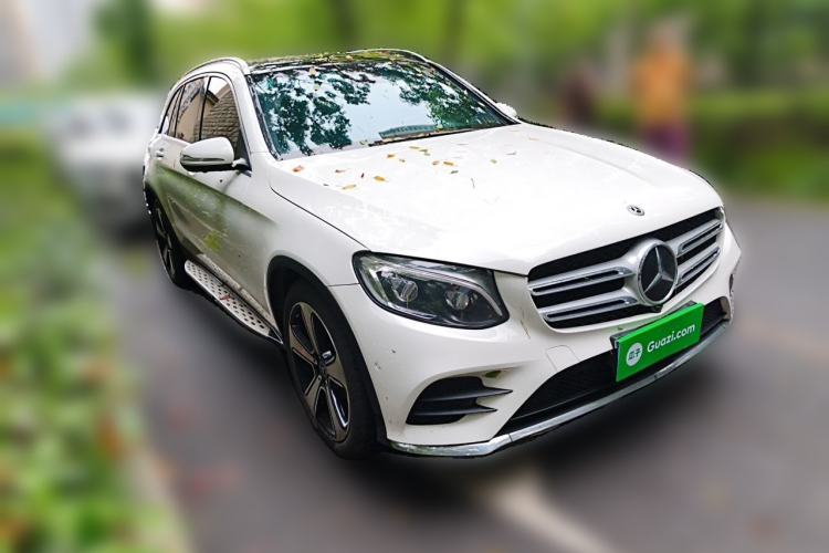 Used Mercedes-Benz GLC 2019 GLC 300 L 4MATIC Dynamic Model Front Right 45 Deg