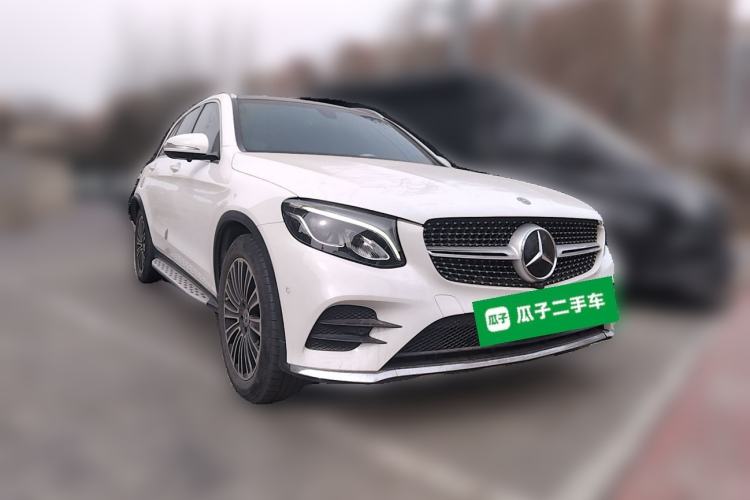 Used Mercedes-Benz GLC 2019 GLC 260 L 4MATIC Dynamic Model Front Right 45 Deg