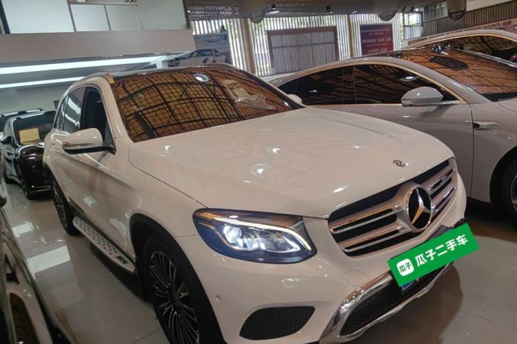 Used Mercedes-Benz GLC 2019 GLC 200 L 4MATIC Front Right 45 Deg