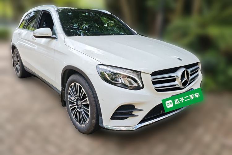 Used Mercedes-Benz GLC 2019 GLC 260 L 4MATIC Dynamic Model Front Right 45 Deg